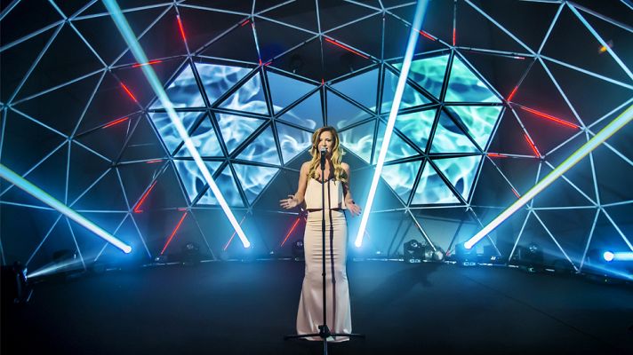 Eurovisión - Tijana Bogicevic en directo con "In Too Deep"