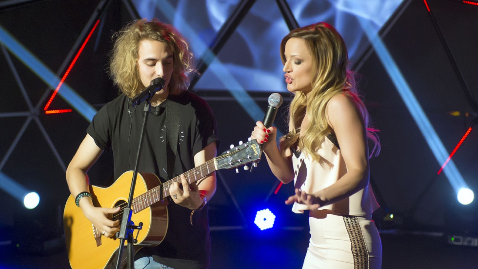 Eurovisión 2017- Tijana Bogicevic y Manel Navarro a duo