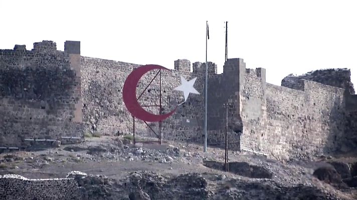 Diario de un nómada - Operación Ararat: Un pajar en el teatro