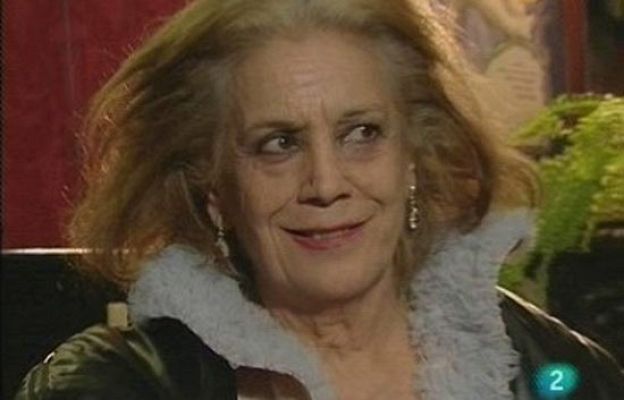 Miradas 2 - Regresa al teatro Terele Pávez