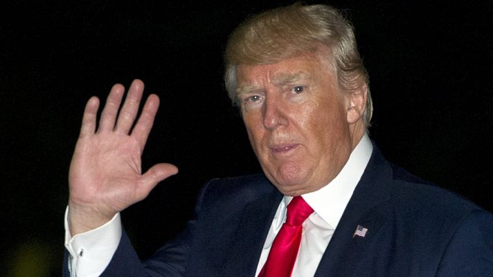 Telediario 1 - Trump corta abruptamente una entrevista al ser preguntado por el espionaje de Obama