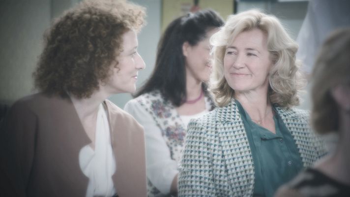 Cuéntame cómo pasó - Así comienza el capítulo 326, 'Una habitación propia'