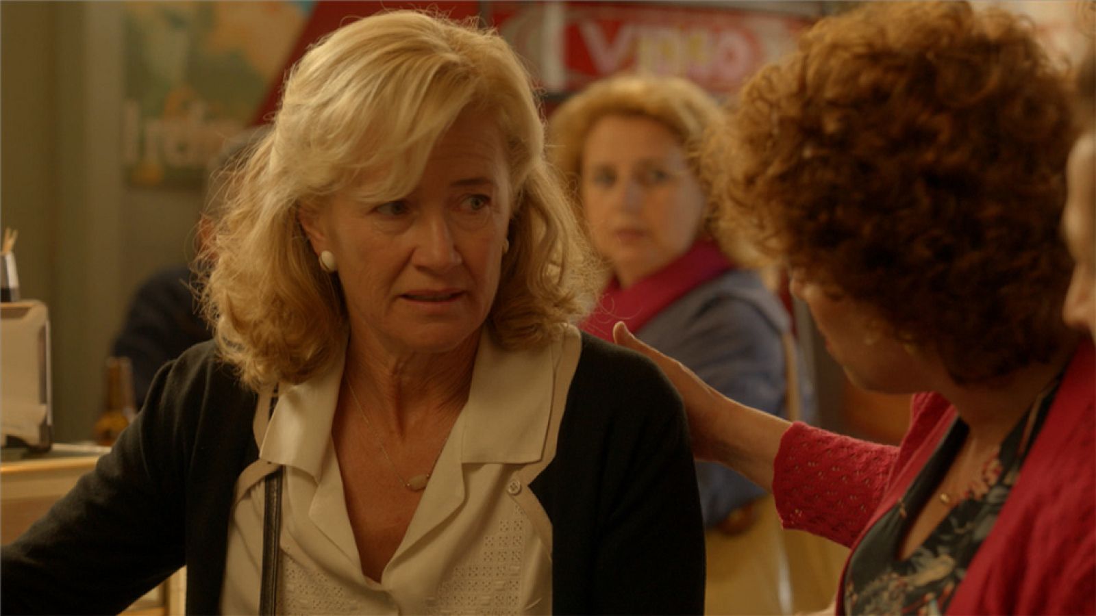 Cuéntame cómo pasó - Mercedes recibe la noticia de que Lina está en coma