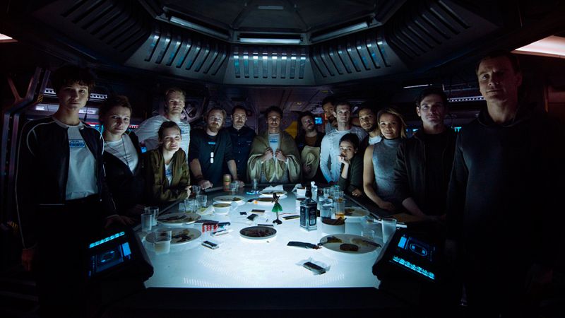 La última cena de la tripulación de la 'Covenant' de 'Alien Covenant' | Ver