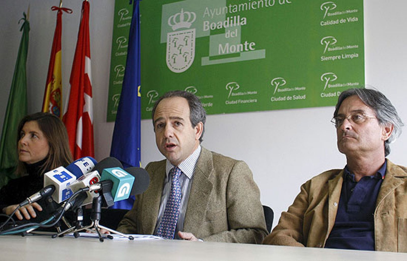 Al menos cinco detenidos por corrupción en Madrid, Valencia y Andalucía | Ver