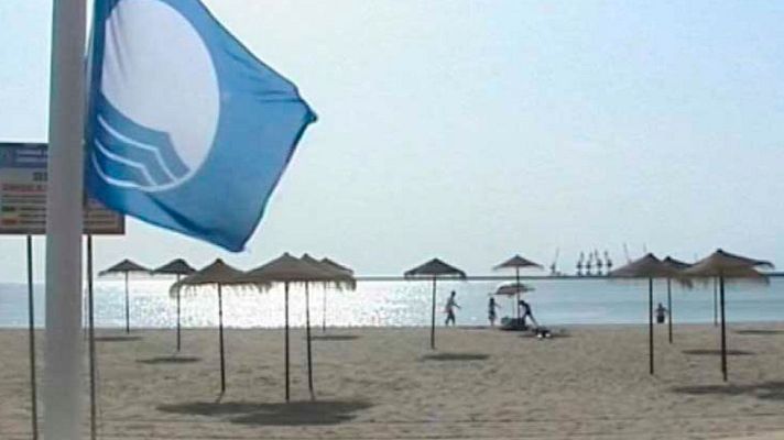 Telediario 1 - 579 playas de España tendrán este verano bandera azul