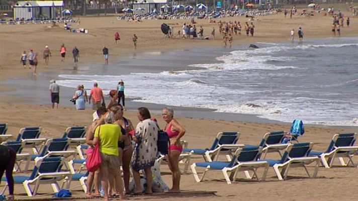  - 54 banderas azules para Canarias