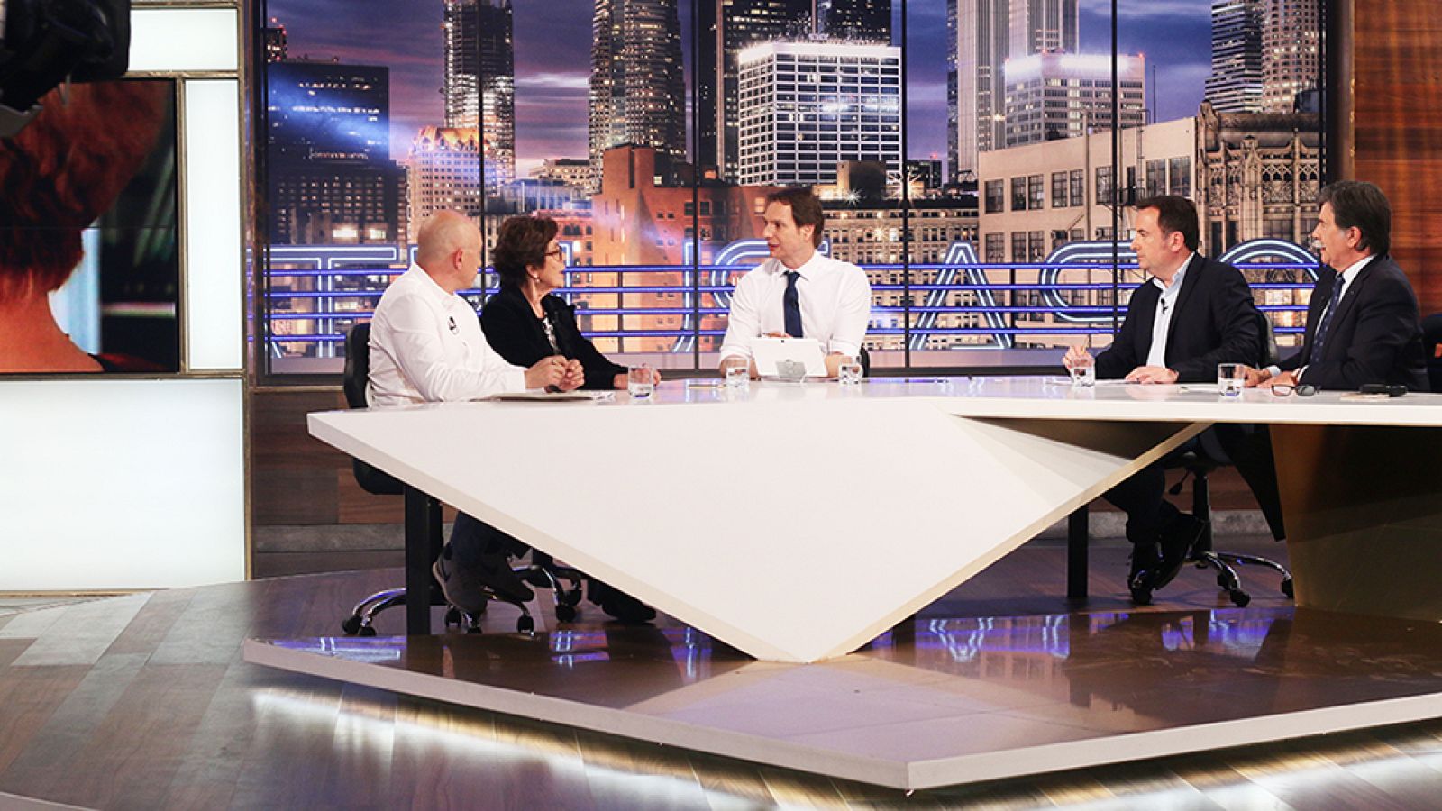 Analizamos la colaboración entre los videntes y la policía