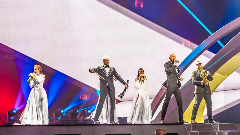 Eurovisión 2017 - Moldavia: Sunstroke Project canta 'Hey Mamma'