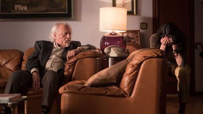 Cuéntame cómo pasó - Los secuestradores acuerdan con Miguel el punto de encuentro