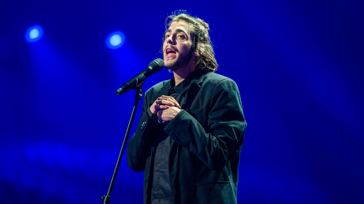 Eurovisión - Portugal: Salvador Sobral canta 'Amar pelos dois'