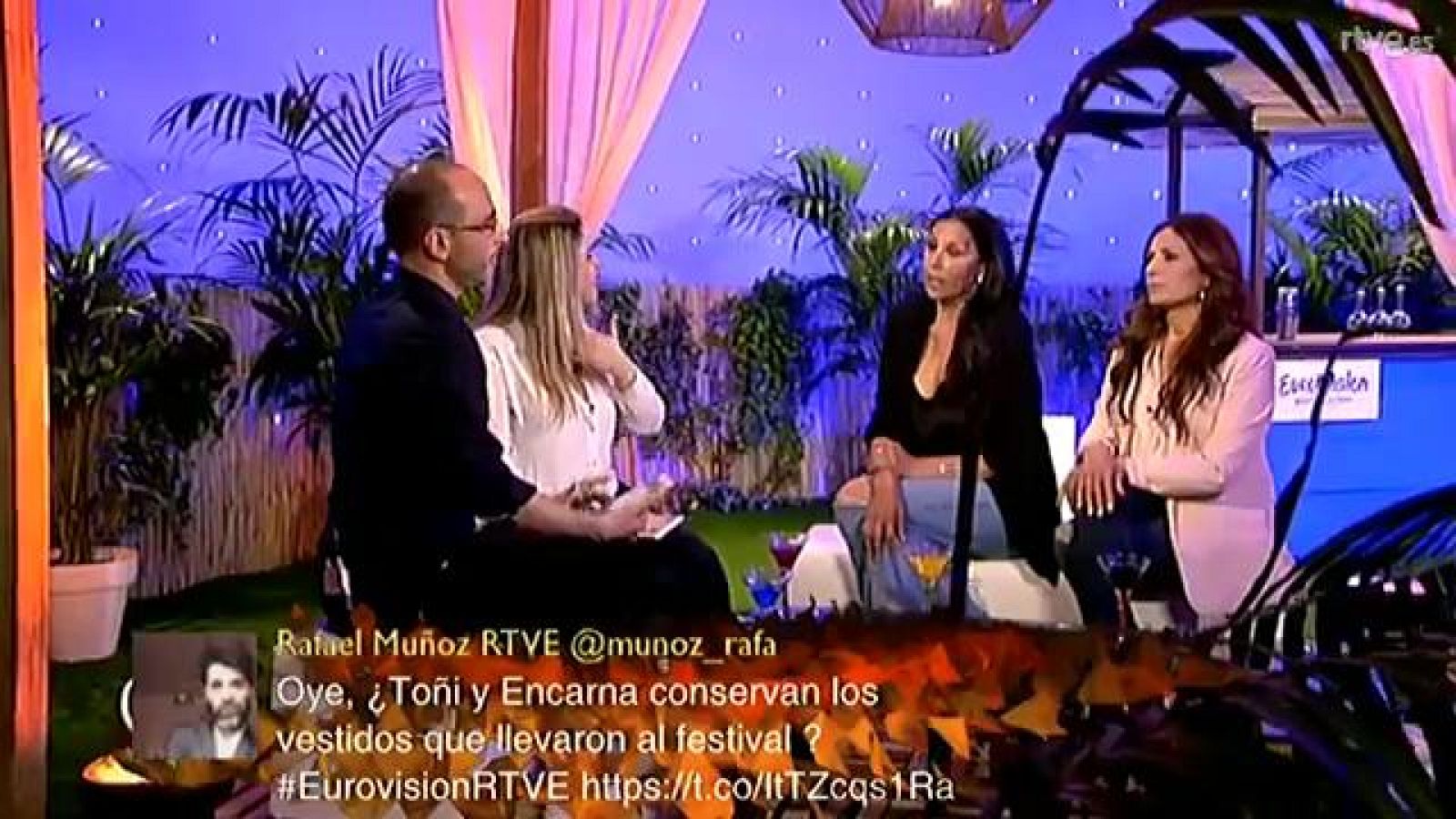 Las Azúcar Moreno cantan su famoso 'Bandido'