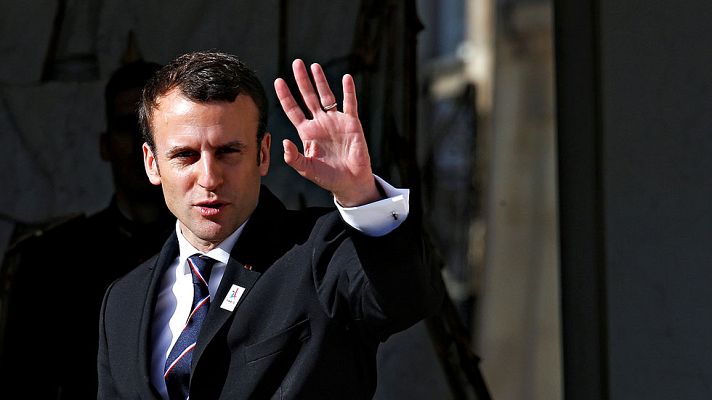 Telediario 1 - El presidente francés, Emmanuel Macron, retrasa un día el anuncio de su primer gobierno
