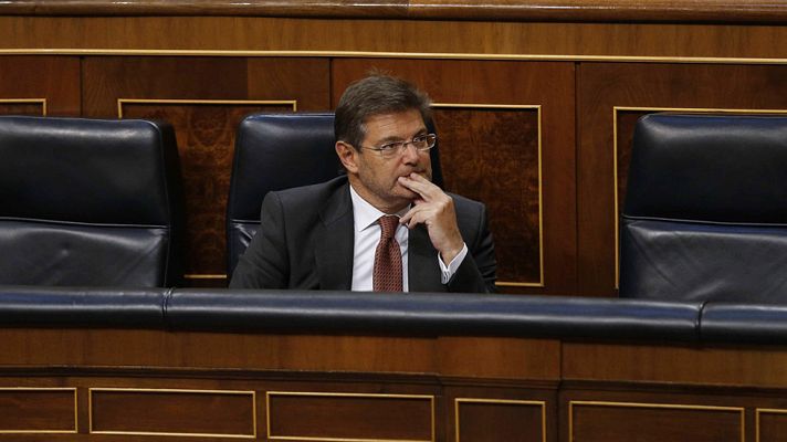 Telediario 1 - La oposición vota a favor de la reprobación del ministro de Justicia y de la destitución del fiscal general del Estado y el fiscal Anticorrupción