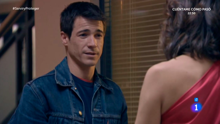 Servir y proteger - Servir y proteger - Rober alucina con el vestido de Alicia