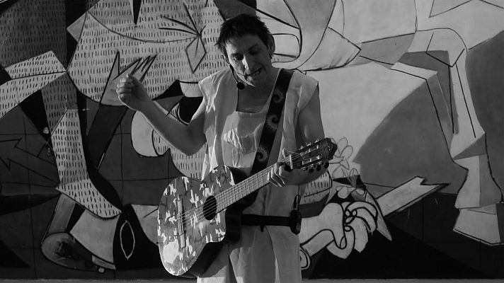 Suena Guernica - Suena Guernica - Albert Pla, "Raro"