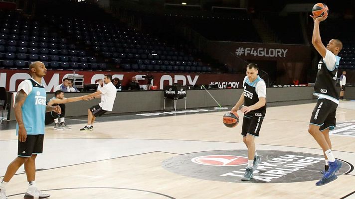 Telediario 1 - El Madrid busca la 'Décima' de baloncesto en Estambul