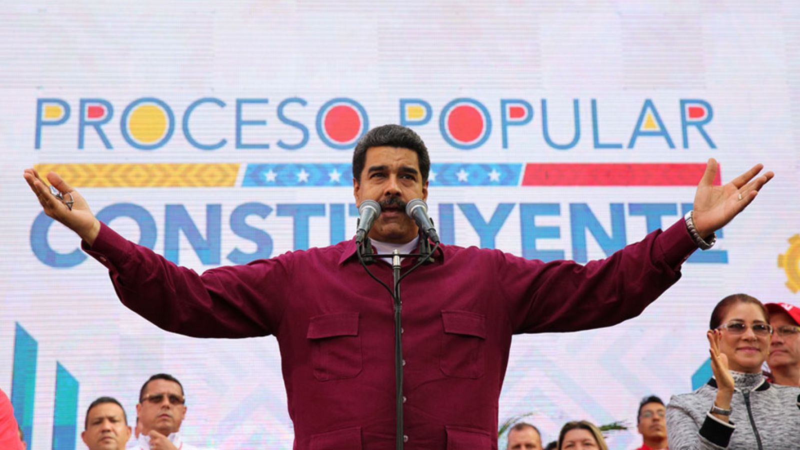 Maduro: "Saca tus manos de aquí Donald Trump. Go home" | Ver