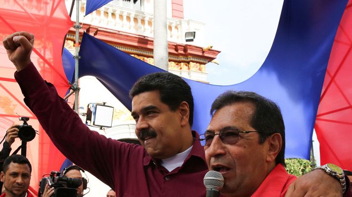 Telediario 1 - Maduro le dice a Donald Trump que saque sus manos del país