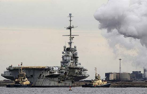  - El fin del portaaviones Clemenceau