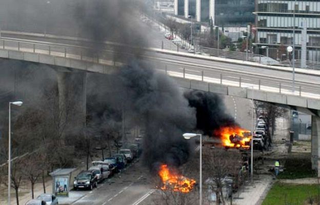  - El robo del coche bomba