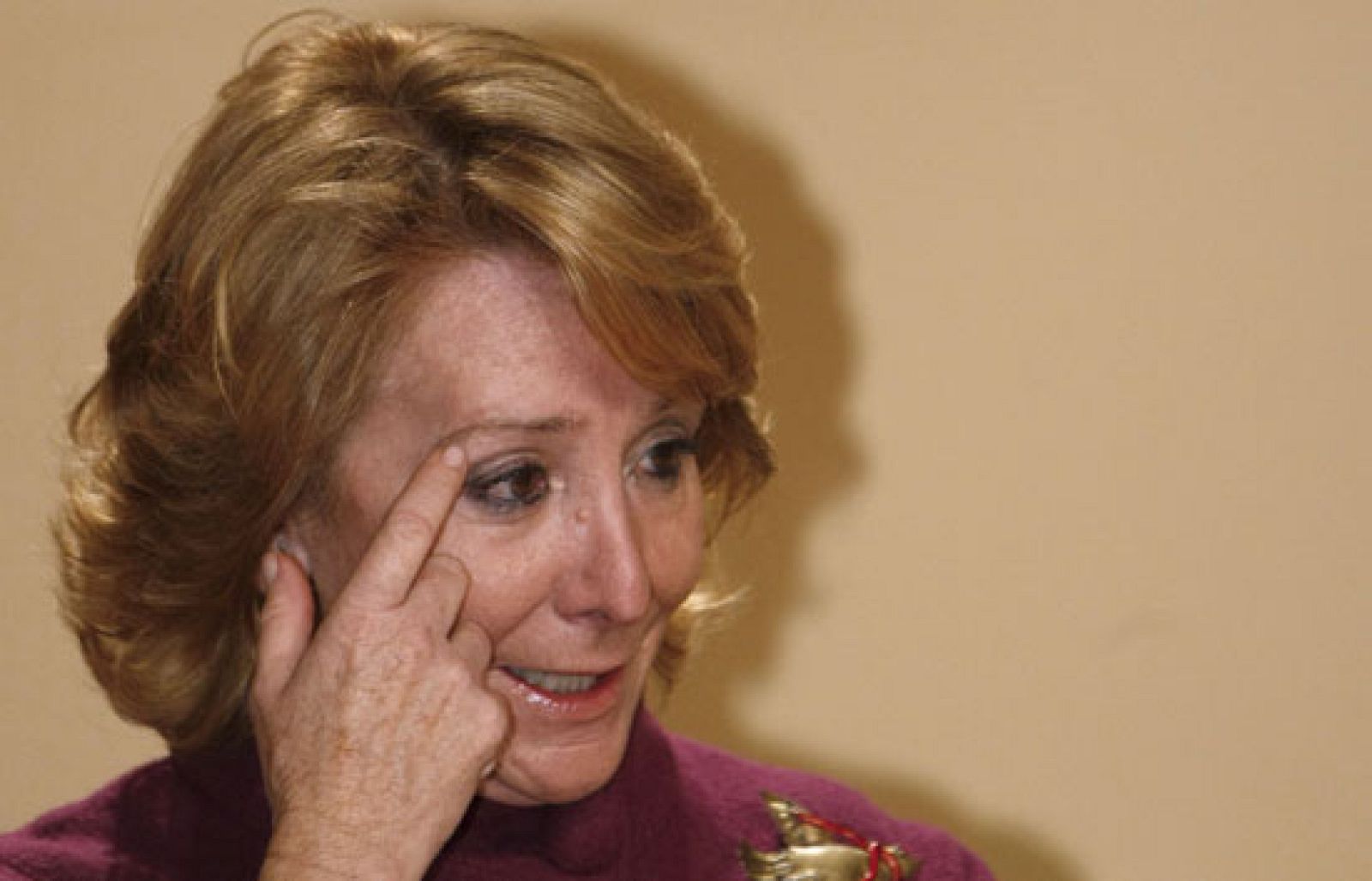Esperanza Aguirre acepta la dimisión de su consejero de deportes, Alberto López Viejo | Ver