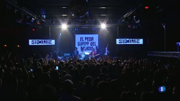 L'Informatiu - El grup Sidonie omple la sala Sarau de Badalona