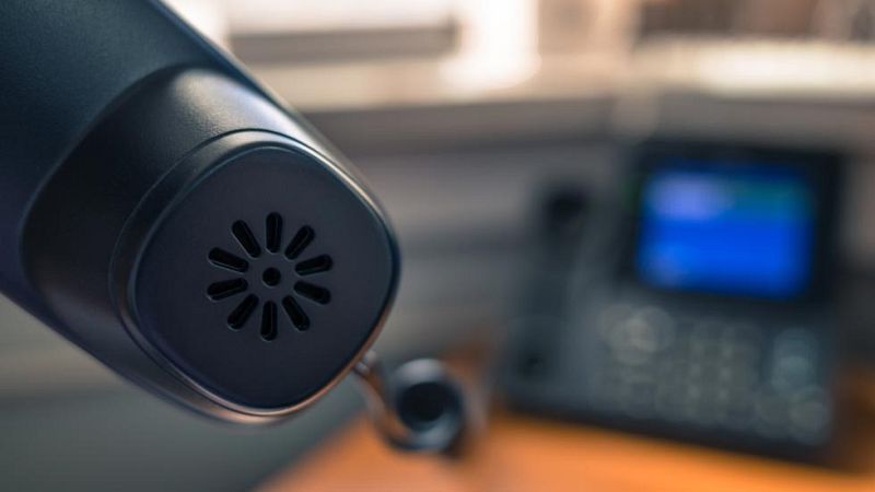 Medida cautelar contra la insistencia telefónica de las operadoras