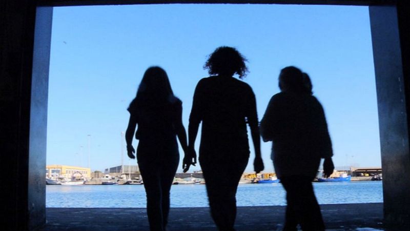 Aquí la tierra - Mujeres en la mar