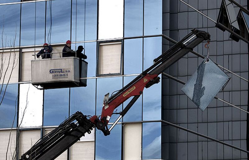 Telediario 1 en cuatro minutos - 10/02/09 | Ver