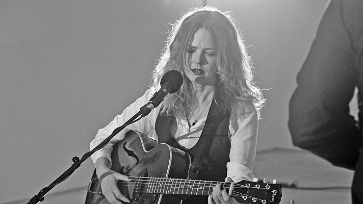 Suena Guernica - Suena Guernica - Christina Rosenvinge, 'Liquen'
