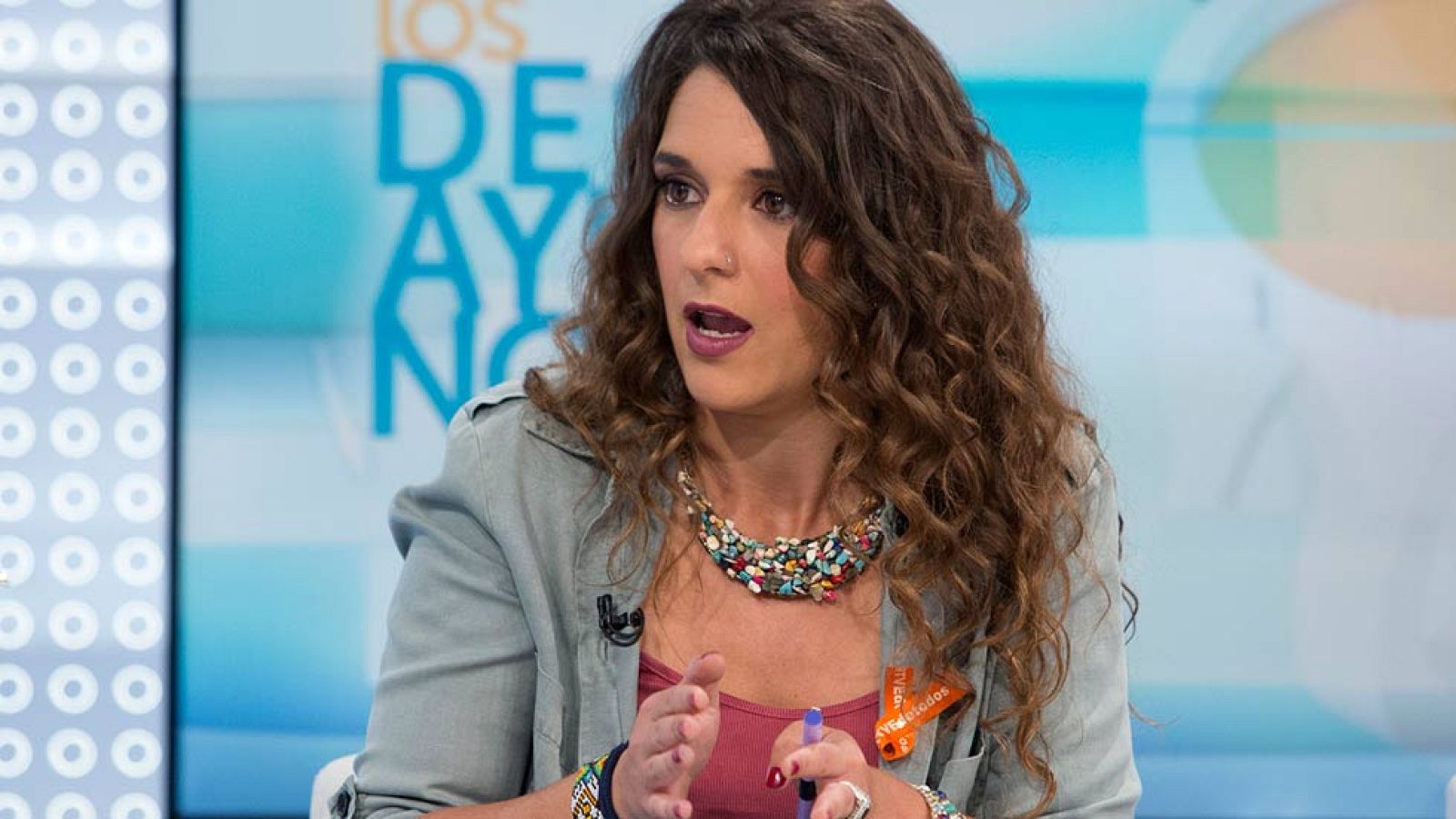 La portavoz adjunta de Podemos cree que deben dimitir Moix, Maza y Catalá - Los desayunos | Ver