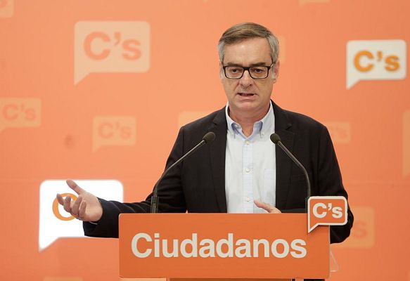 Telediario 1 - Llegaron las reacciones de los diferentes partidos políticos tras la dimisión de Manuel Moix