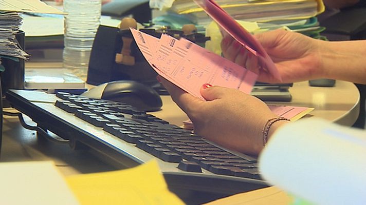 Telediario 1 - Los juzgados especializados en cláusulas suelo comienzan a funcionar a partir de este 1 de junio