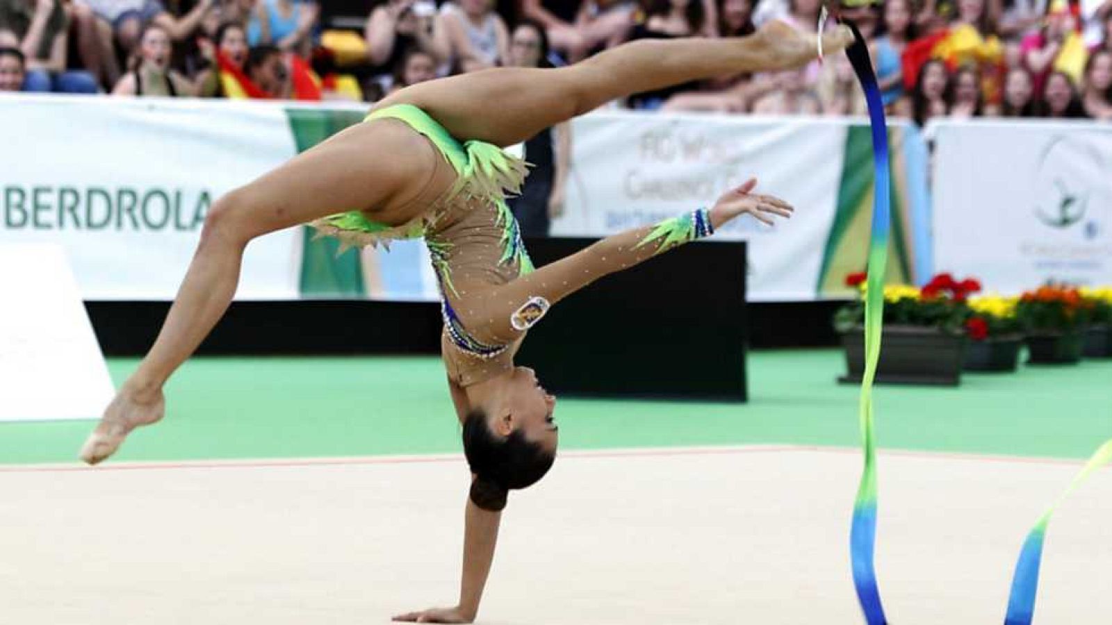 Gimnasia rítmica - Fig World Challenge Cup. Clasificación Individual. Rotación 3 y 4 Mazas y Cinta, Grupo 'B' , desde Guadalajara - VER AHORA