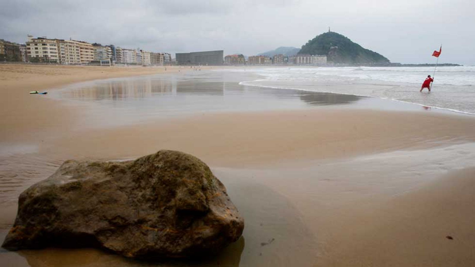 Lluvias débiles en el norte y temperaturas sin cambios para mañana