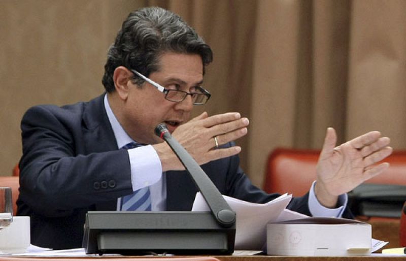 El PP pide la dimisión de Bermejo y el PSOE le acusa de poner en peligro el Estado de Derecho | Ver