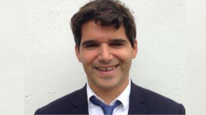  - Los padres de Ignacio Echeverría, desaparecido tras el atentado en Londres, llegan a la capital británica
