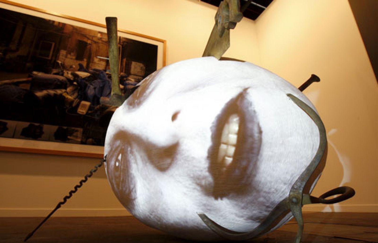 La Feria de Arte Contemporáneo de Madrid abre sus puertas | Ver