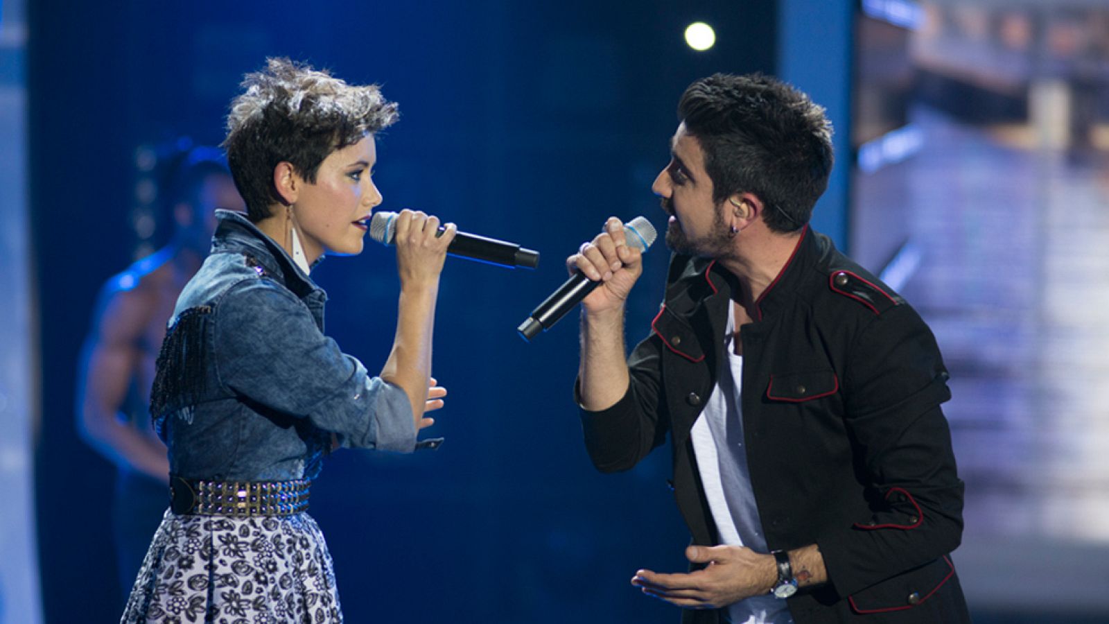 Fantastic Duo - Alex Ubago hace realidad el sueño de Esther, su gran fan