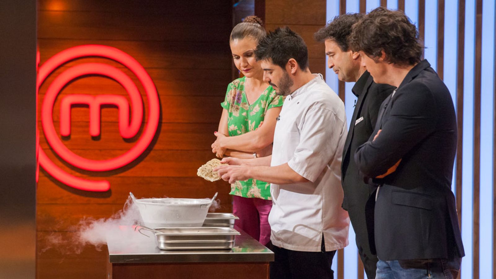 MasterChef 5 - Roberto Florez y sus abejas | Ver