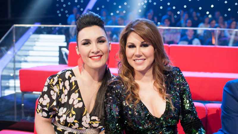 Fantastic Duo - Tamara y Flavia "La Canaria" conquistan al p�blico con "Abr�zame"