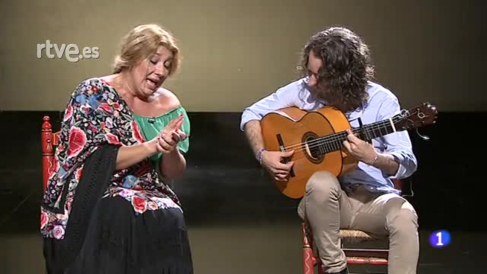 Mara Rey presenta "Por tu sueño, Maravilla" en Jerez | Ver