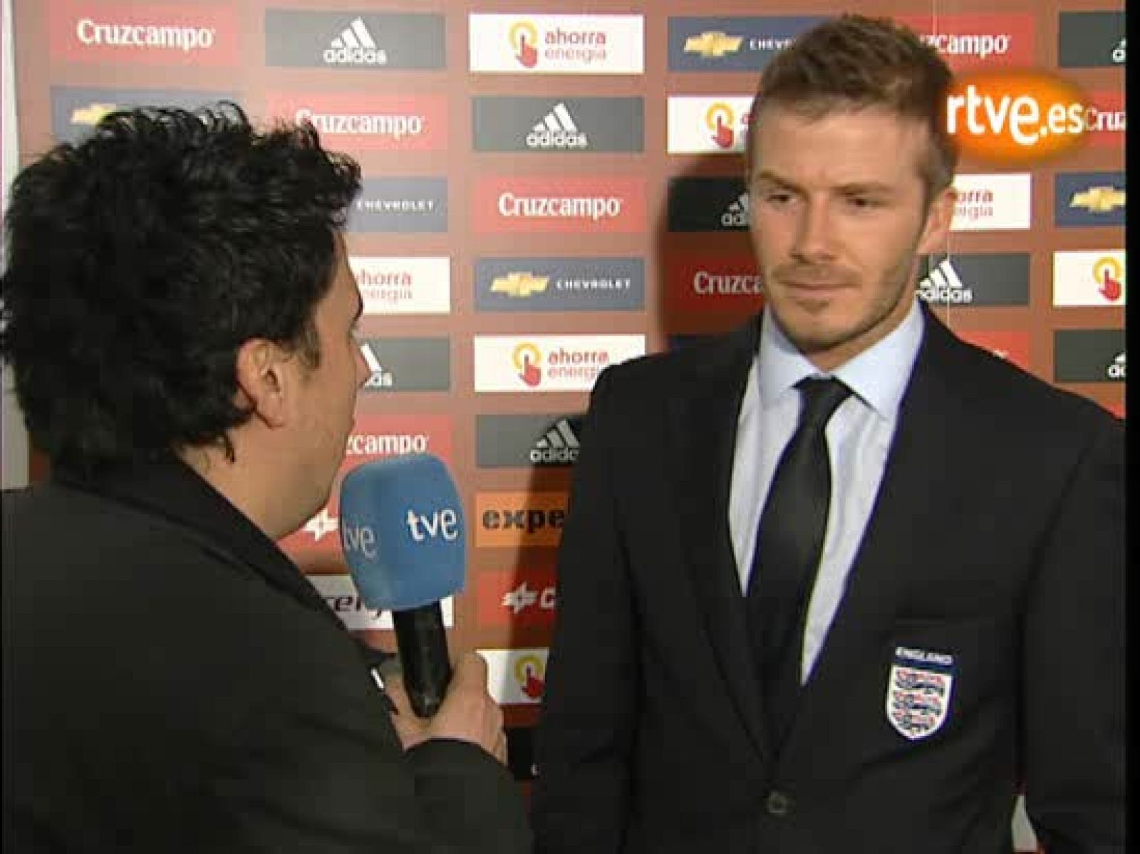 Beckham: 'Es posible seguir en Milán' | Ver