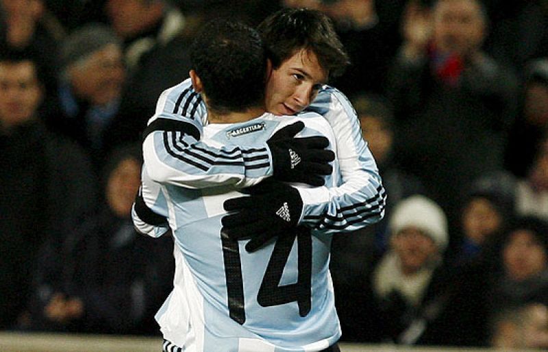 Messi también impresiona con Argentina