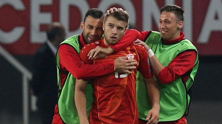  - Macedonia 1-2 España. Ristovski