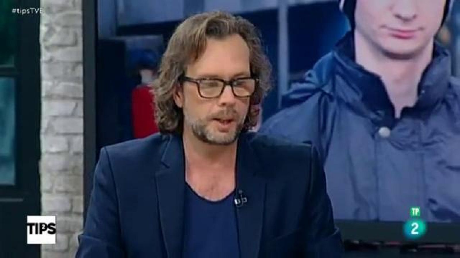 Tips - Entrevista a Denis Delestrac, director de "Freightened, el precio real del transporte marítimo"