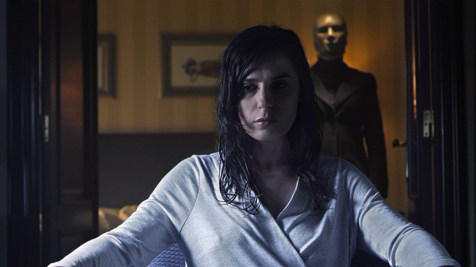 The devil on your back. Dirigido por Haritz Zubillaga | Ver