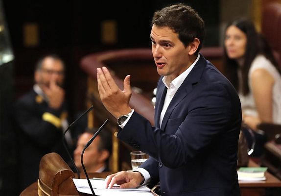 Informativo 24h - Rivera explica que el objetivo de Iglesias es destrozar al PSOE