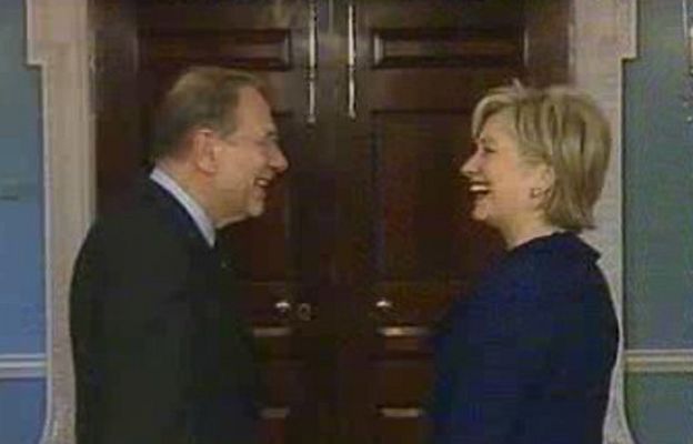  - Solana y Clinton se reencuentran